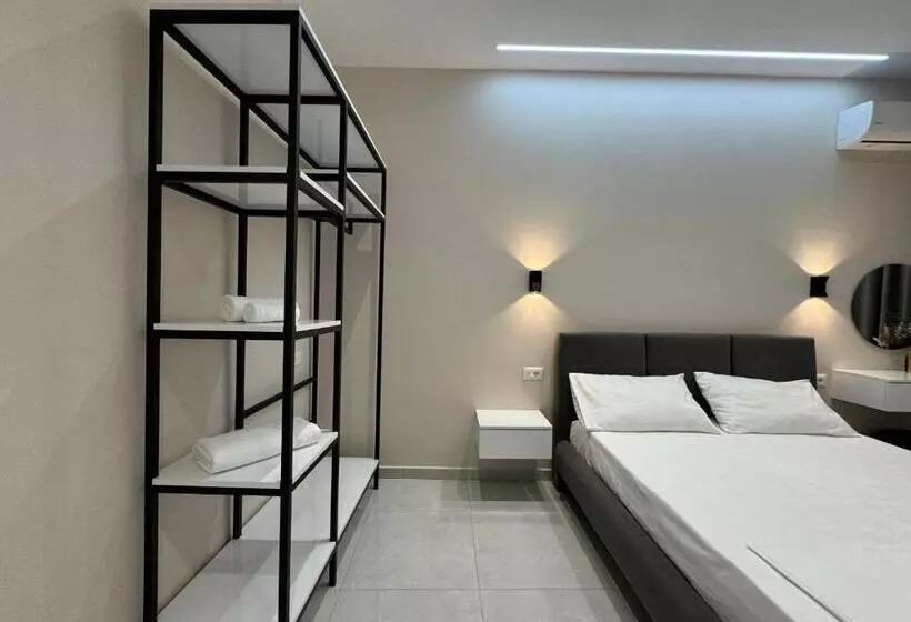 پانسیون Aloju Rooms