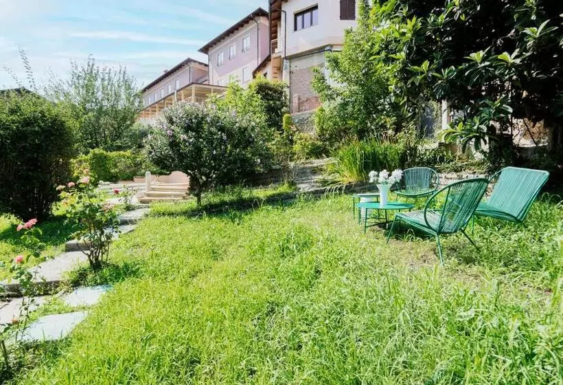 Majatalo Asilo In Barolo