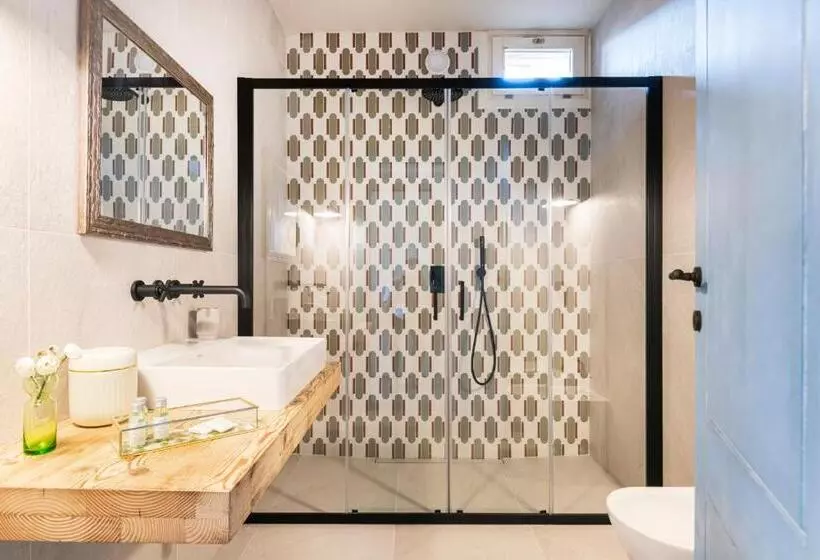 Majatalo Asilo In Barolo