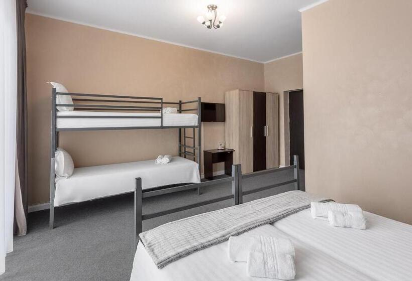 پانسیون Eden 7