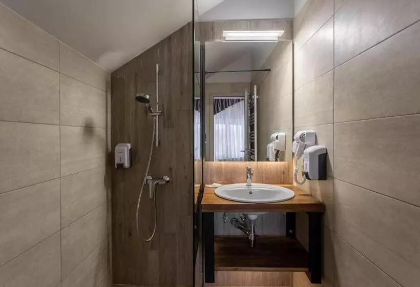 ペンション Eden 7