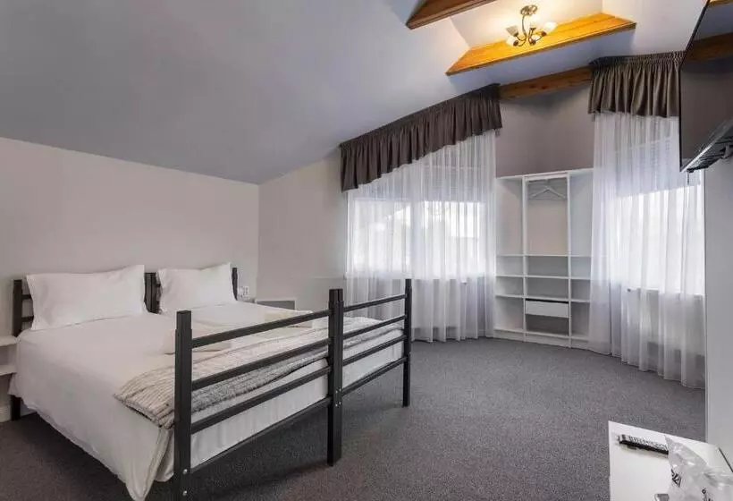 ペンション Eden 7