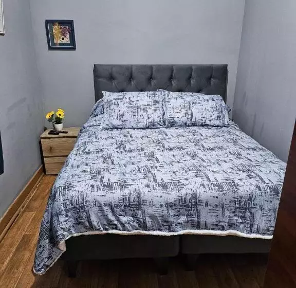 پانسیون Hostal Republica