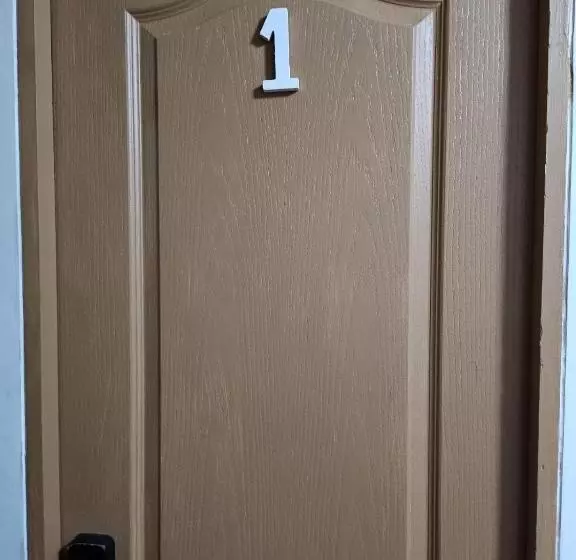 پانسیون Hostal Republica