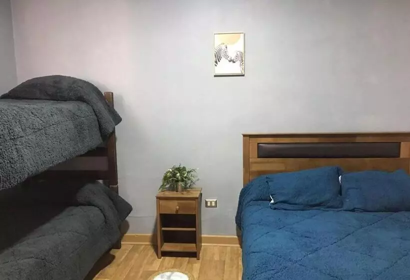 پانسیون Hostal Republica