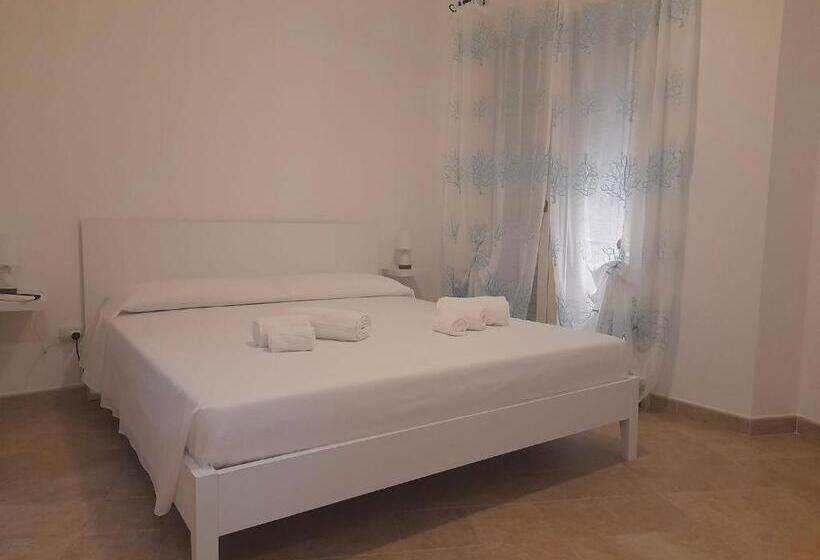 پانسیون L Angolo