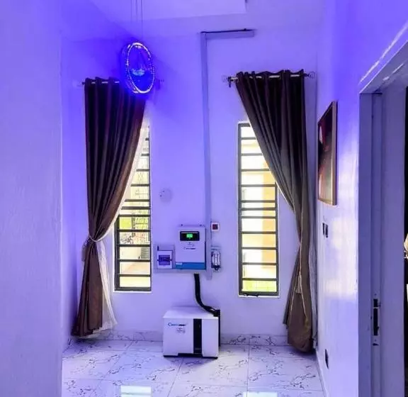 پانسیون Shortlet