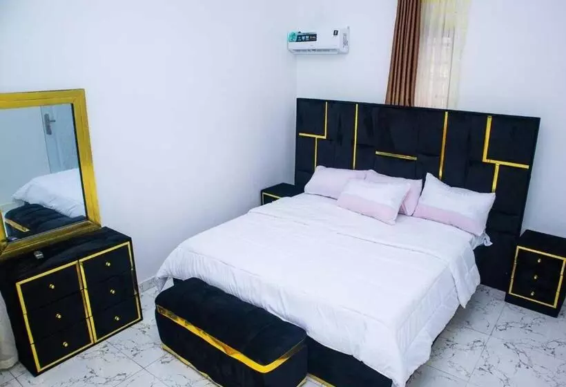 پانسیون Shortlet