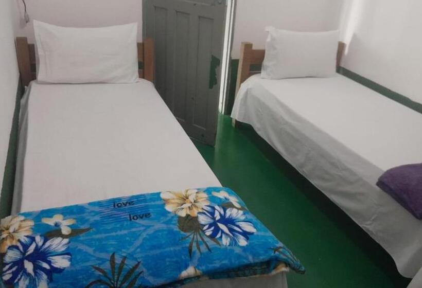 Pousada E Hostel Maktub