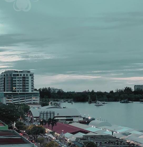 Studio Room With Balcony Seaview At The Shore Kk By Clover Home