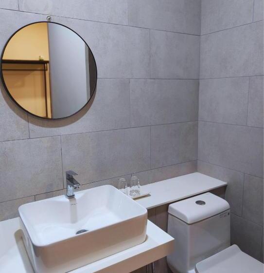 Studio Room With Balcony Seaview At The Shore Kk By Clover Home