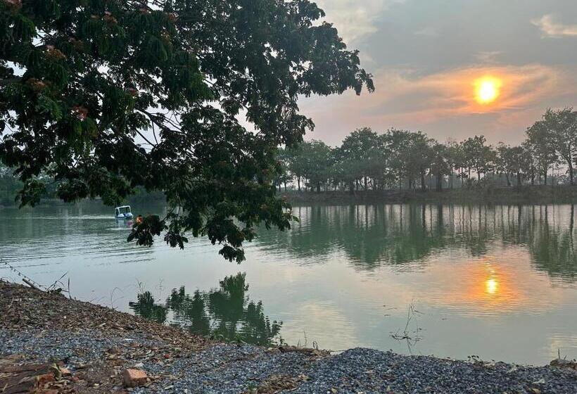 호스텔 385 Lake House