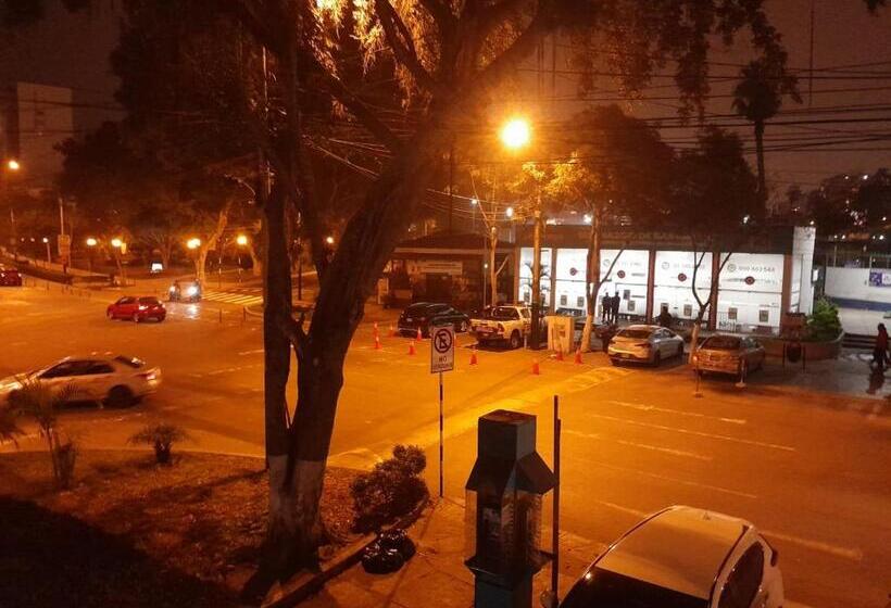 Bed and Breakfast Barranco Mkl 3