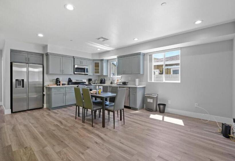 تختخواب و صبحانه Private Room