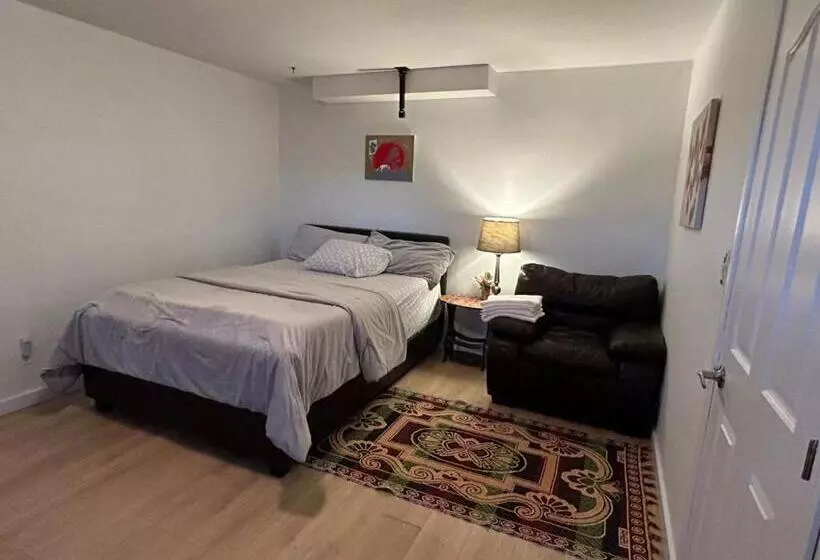 Charming B&b Retreat