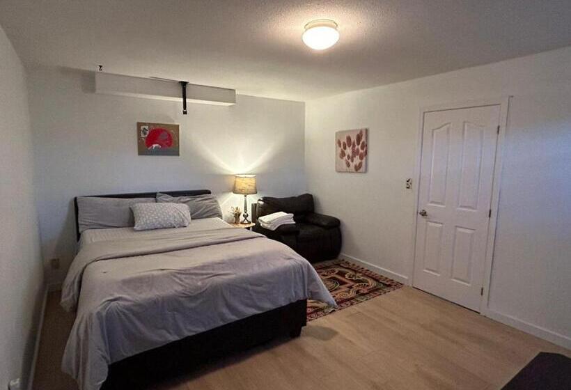 Charming B&b Retreat