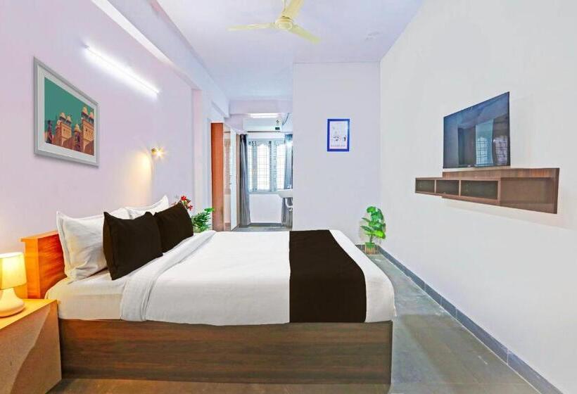 Collection O De Alphabet Hotel Umcc