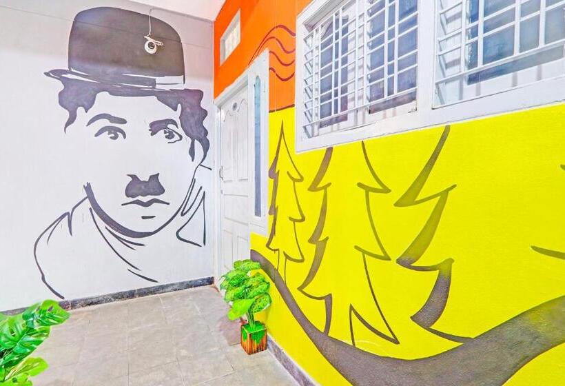 Collection O De Alphabet Hotel Umcc