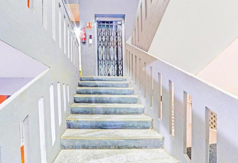 Collection O De Alphabet Hotel Umcc