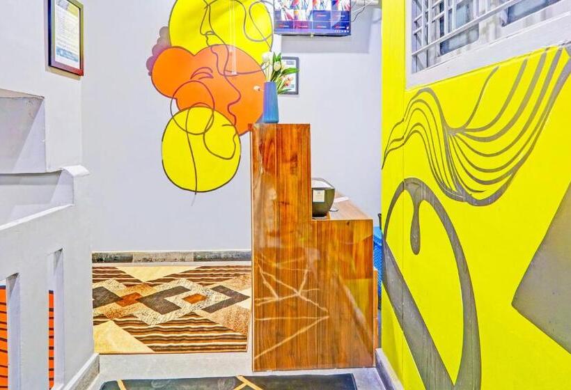 Collection O De Alphabet Hotel Umcc