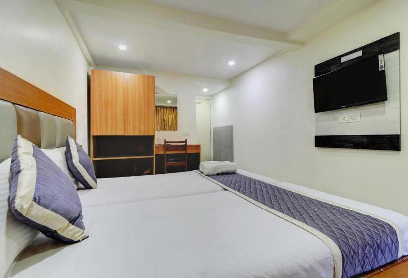 Hotel New Sarovar Grand