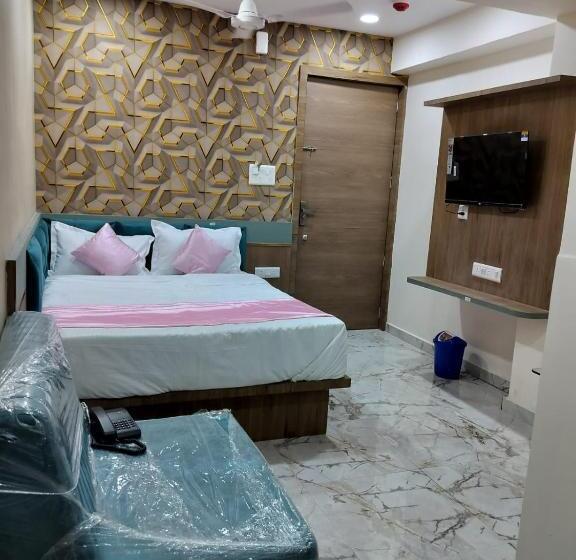 Hotel Nr Nayan Residency