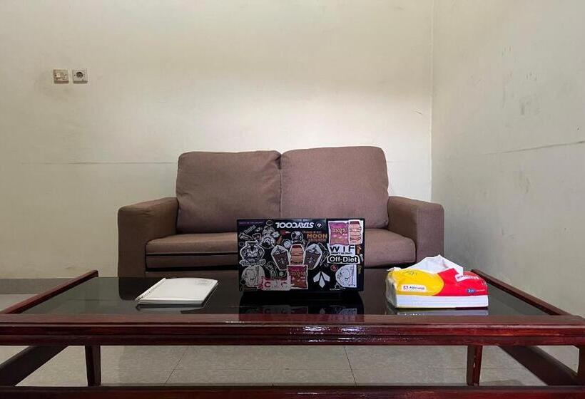 هتل Oyo 94163 Vida Homestay