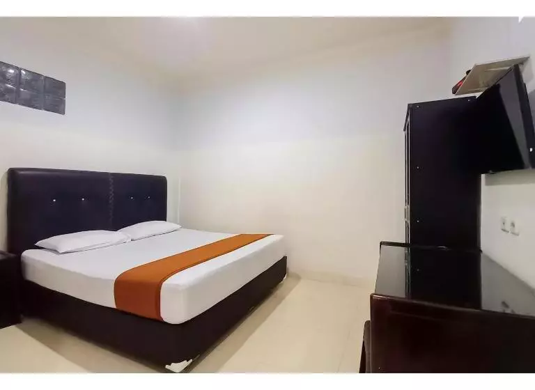 Hotelli Reddoorz Syariah Near Universitas Muhammadiyah Bungo