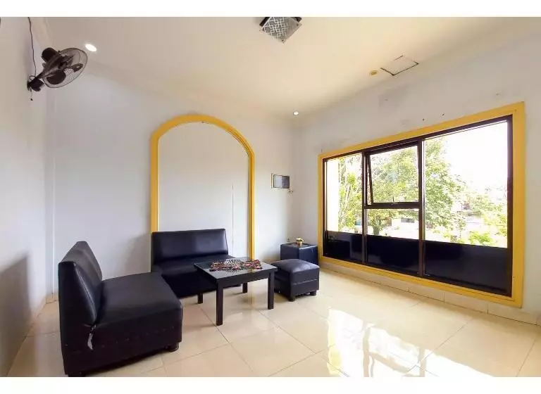 Hotelli Reddoorz Syariah Near Universitas Muhammadiyah Bungo