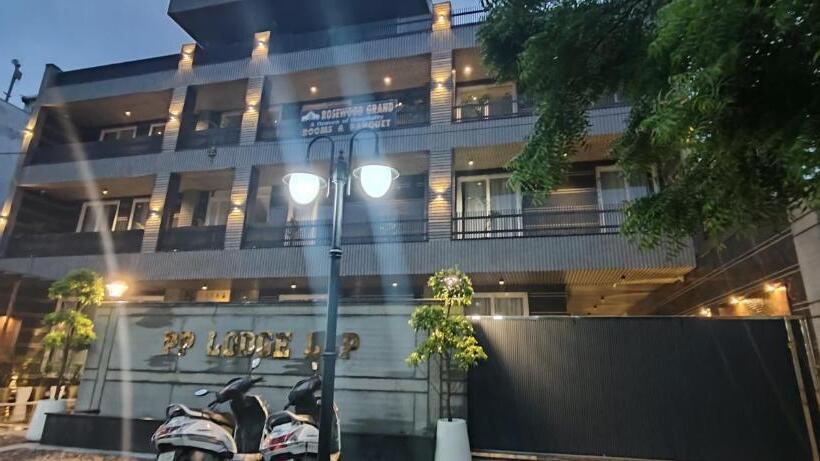 Hotel Rosewood Grand