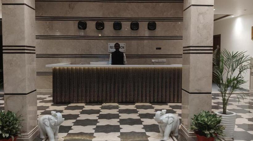 Hotel Rosewood Grand