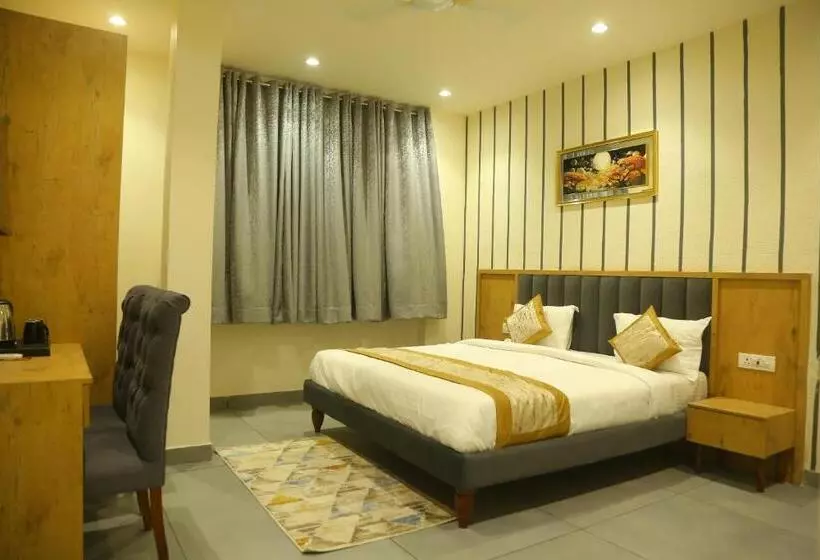 ホテル Rosewood Grand