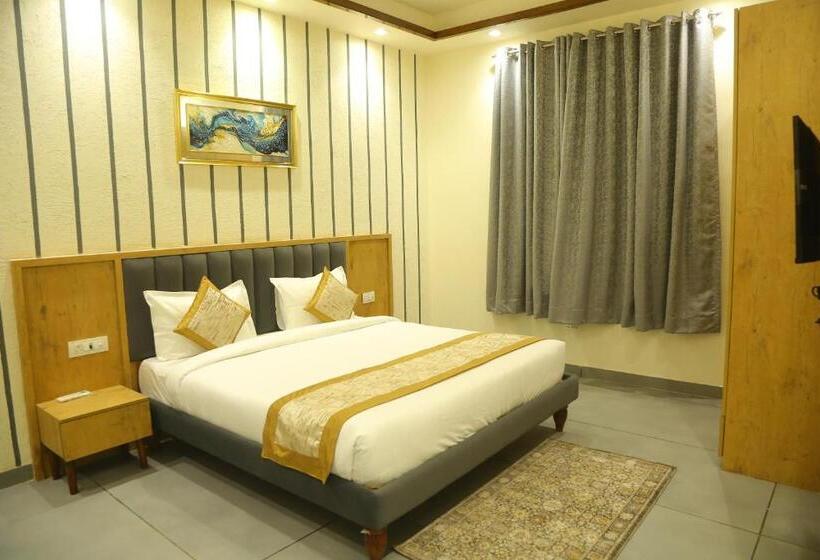 Hotel Rosewood Grand