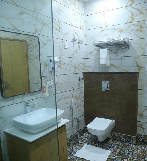 Hotel Rosewood Grand