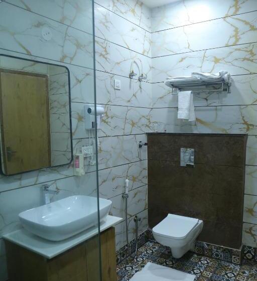 Hotel Rosewood Grand