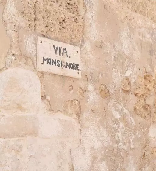 Leluan Bed And Breakfast