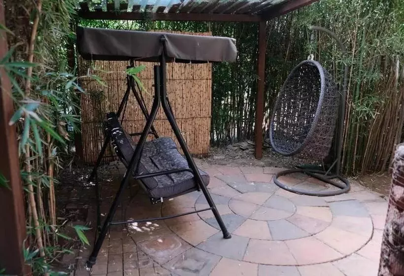 Majatalo Foundation Stones Lodge Potch