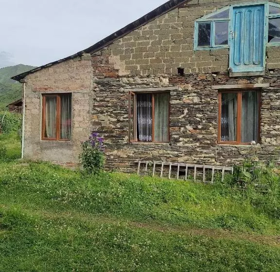 پانسیون Guest House Cafe Nita