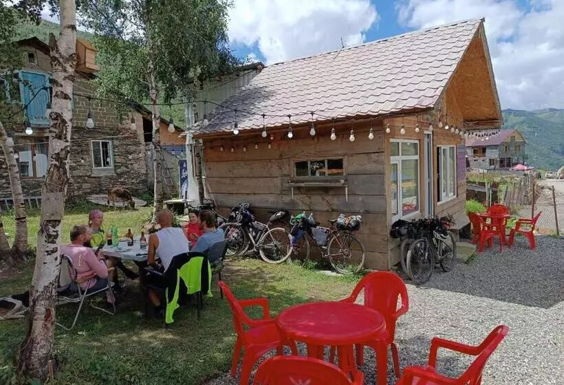 پانسیون Guest House Cafe Nita