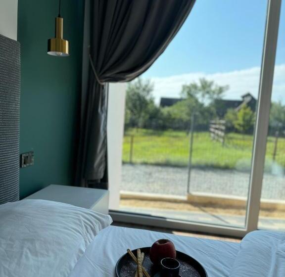 پانسیون The Nest