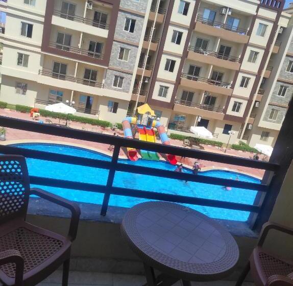 منتجع جوليانا