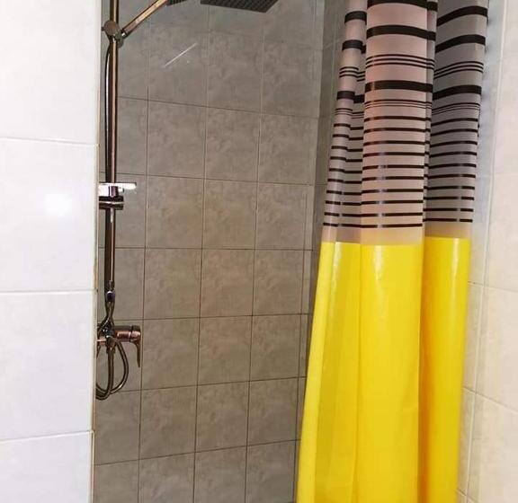 הוסטל Frikandó Fogadó