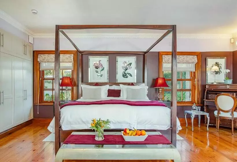 Aamiaismajoitus (B&B) Franschhoek Manor Luxury Boutique Guesthouse