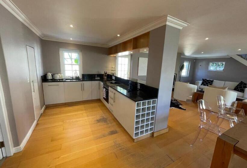 민박 Franschhoek Manor Luxury Boutique Guesthouse