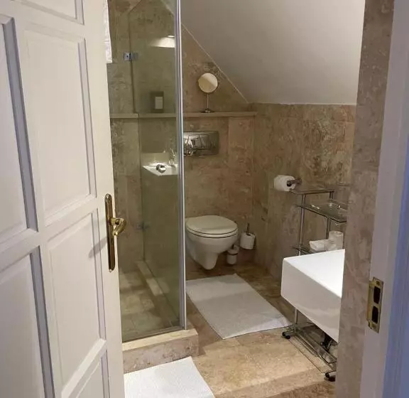 Aamiaismajoitus (B&B) Franschhoek Manor Luxury Boutique Guesthouse