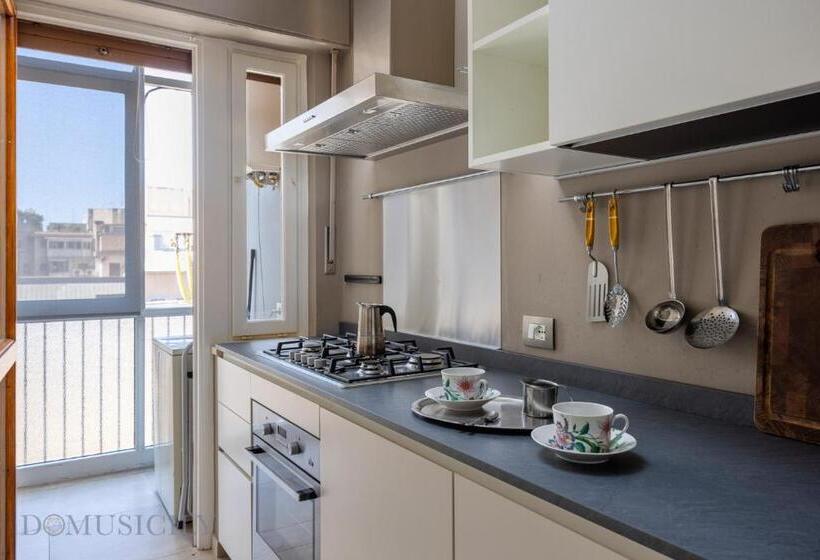 Edward Apartment By Domusicily