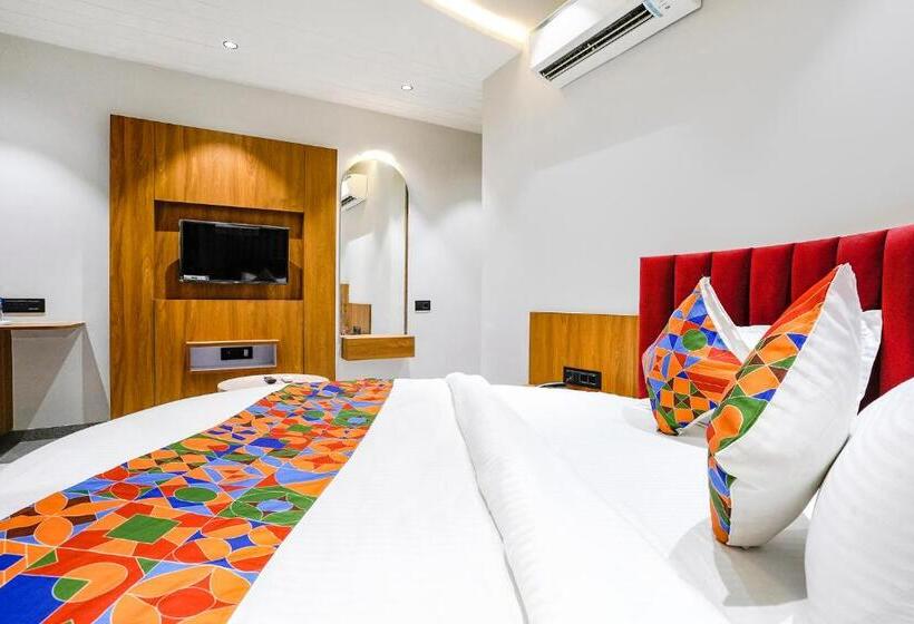 Fabhotel M S Residency