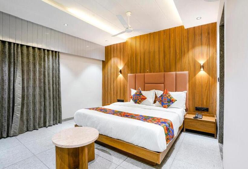 Fabhotel M S Residency