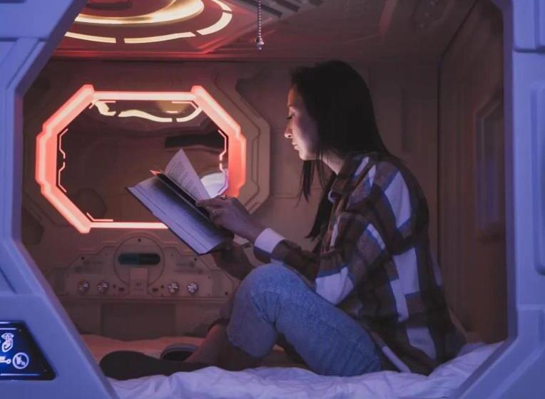 هتل کپسول капсула отель аэропорт актау