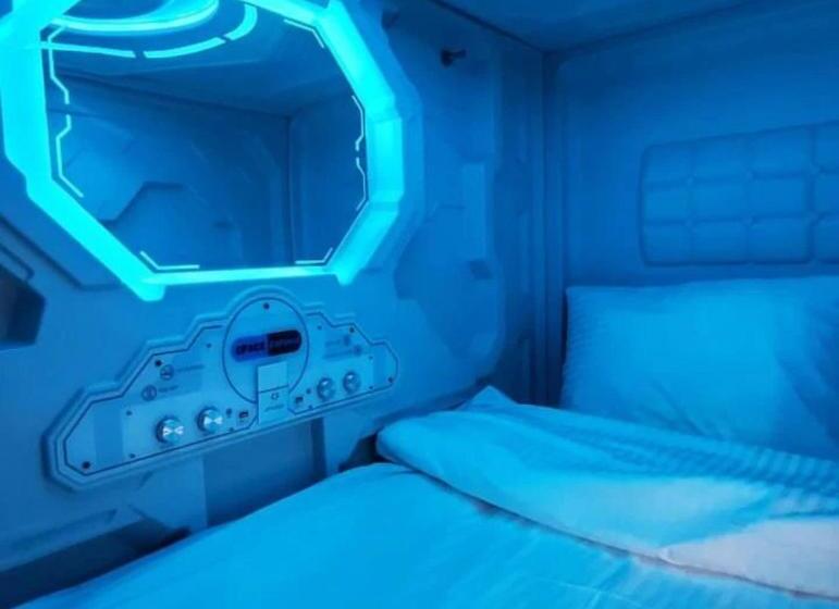 هتل کپسول капсула отель аэропорт актау